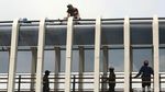 Penampakan Terkini JPO Polda Metro Jaya yang Molor dari Target