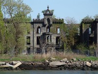 pulau misterius