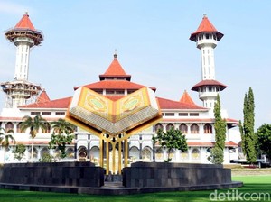 Hari Ini di Cianjur Jokowi akan Dialog dengan Kades