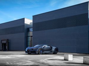 Bugatti Chiron New Special Edition Edisi Ultah ke-110 Tahun