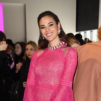 Gaun tersebut hadir dalam material yang menerawang sehingga sukses mempertegas aura Catriona yang seksi. (Foto: Getty Images)