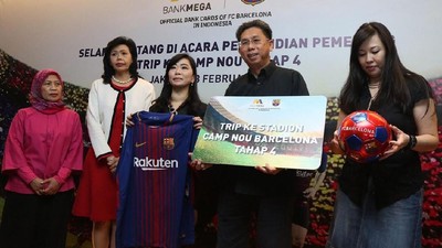 Nasabah Bank Mega Terbang ke Camp Nou