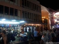 Pedagang pakaian (Shinta/detikTravel)
