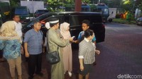 Mandala Shoji divonis bersalah melanggar aturan pemilu karena membagi-bagikan kupon umrah. Mandala Shoji divonis hukuman 3 bulan penjara dan denda Rp 5 juta subsider 1 bulan penjara.