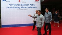 Dengan tambahan ini, PMI kini memiliki 72 truk tangki air.