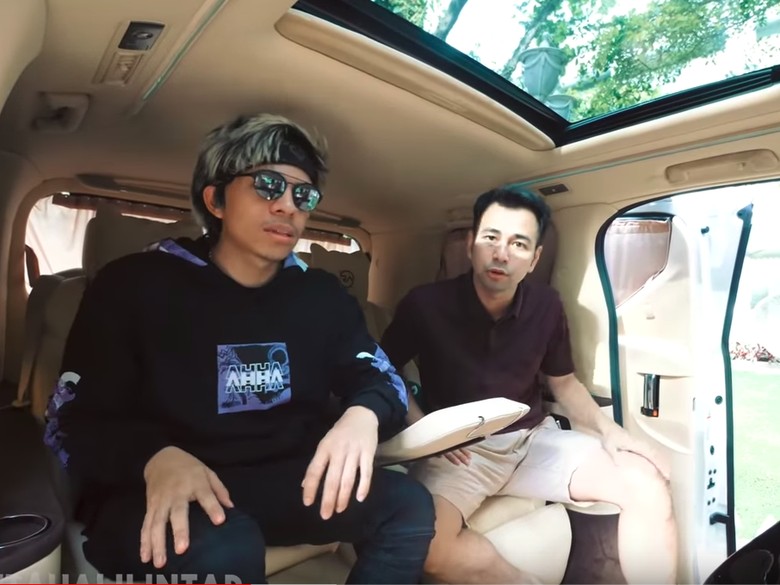 Asiap! Atta Halilintar Beli Cash Salah Satu Mobil Raffi Ahmad Asiap! Atta Halilintar Beli Cash Salah Satu Mobil Raffi Ahmad