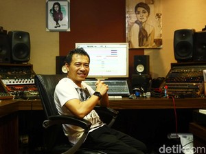 Ramai Beredar Sertifikat Musik Bertanda Tangan Anang Hermansyah