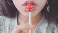 Jika biasanya pie berisi buah apel atau daging, Lim membuat pahatan pie berisi replika jantung manusia yang berkilau. Foto: Instagram @qimmyshimmy