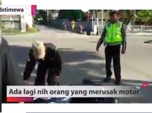 Lagi Nih! Pria Banting Motor karena Kesal Ditilang