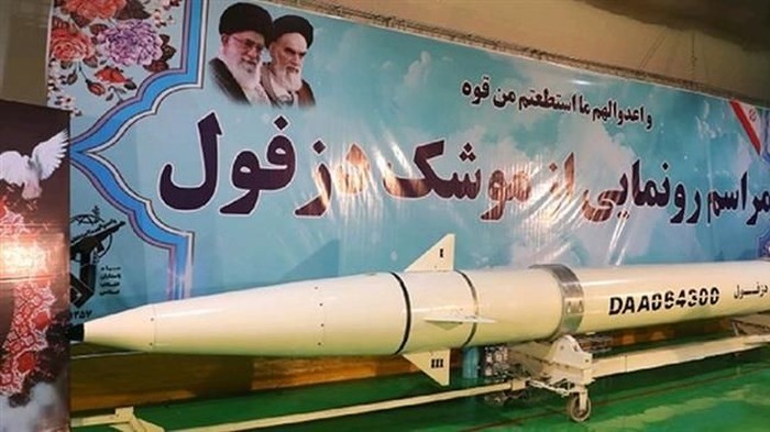 Rudal Balistik Iran Dezful (Press TV)
