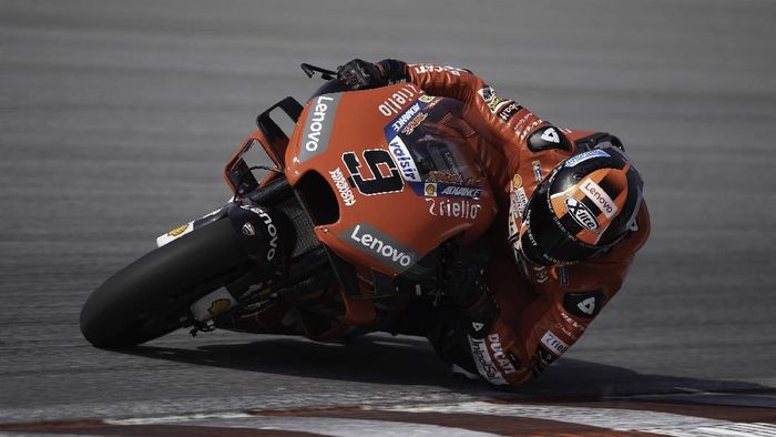 Rider Ducati Danilo Petrucci jadi yang tercepat di hari ketiga tes MotoGP Sepang (Foto: Mirco Lazzari gp/Getty Images) Rider Ducati Danilo Petrucci jadi yang tercepat di hari ketiga tes MotoGP Sepang (Foto: Mirco Lazzari gp/Getty Images)