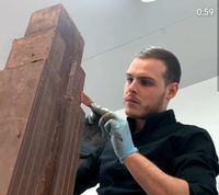 Keren! Chef Ini Buat Miniatur Empire State Building Dari 61 KG Cokelat