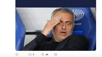 Sampai ekspresi Jose Mourinho pun dipakai untuk mem-bully kontrak baru Jones. (Foto: Internet/Twitter)