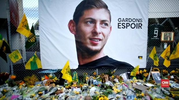 Emiliano Sala meninggal dunia dalam perjalanan dari Nantes ke Cardiff.