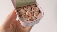 Lim memulai karirnya sebagai designer. Wanita berusia 27 tahun ini ternyata punya bakat dalam seni memahat. Ia memutuskan untuk memahat wajah bayi, gigi, hingga jantung sebagai karya seni pahatan bentuk makanan Foto: Instagram @qimmyshimmy