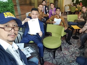 Kemarahan Abu Janda Dituduh Saracen oleh Facebook