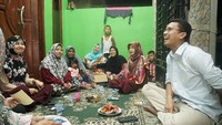 Meskipun masih terbilang muda, Faldo sudah memiliki satu anak. Ia juga kerap blusukan ke kampung-kampung di Kabupaten Bogor demi mendengar aspirasi masyarakat. Foto: instagram @faldomaldini