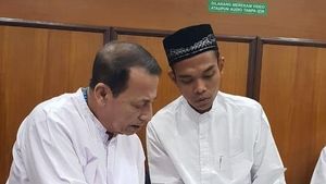 Momen Syahdu Pertemuan UAS dengan Habib Luthfi, Mbah Moen, dan Gus Solah