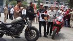 Gaya Marquez dan Ridwan Kamil di Atas Motor Sport dan Moge
