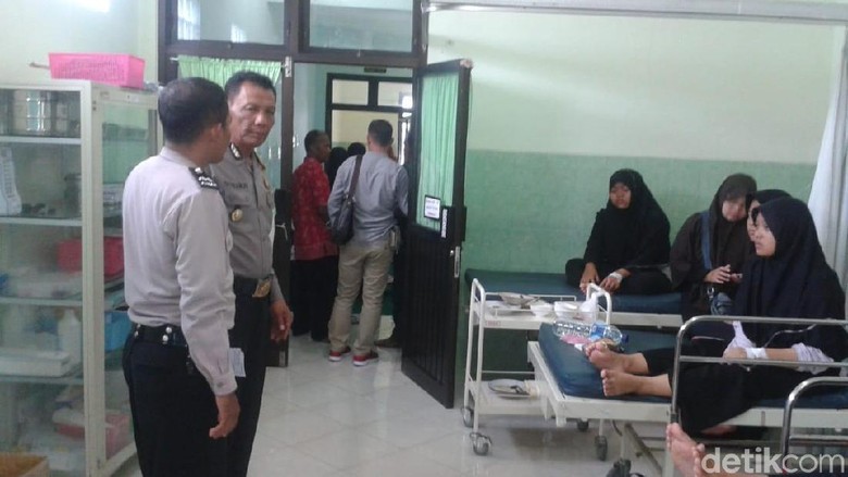 36 Santri Ponpes di Madiun Keracunan Usai Santap Soto 36 Santri Ponpes di Madiun Keracunan Usai Santap Soto