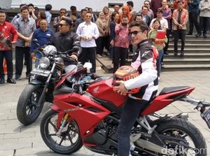 Gaya Marquez dan Ridwan Kamil di Atas Motor Sport dan Moge