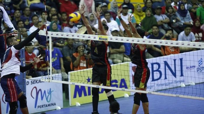 Palembang Bank SumselBabel vs Surabaya Bhayangkara Samator di final four putaran I Proliga 2019 (Foto: dok. Istimewa) Palembang Bank SumselBabel vs Surabaya Bhayangkara Samator di final four putaran I Proliga 2019 (Foto: dok. Istimewa)