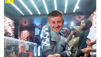 Solskjaer adalah manajer pertama MU yang menjadi Manager of The Month setelah pelatih legendaris Alex Ferguson. Foto: istimewa