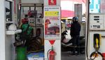 Harga BBM Shell Turun Rp 550/Liter, Warga Isi Full Tank