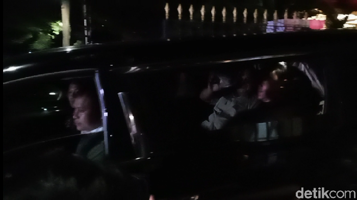 Usai Diskusi Debat dengan Sandi, Prabowo Tinggalkan Kertanegara