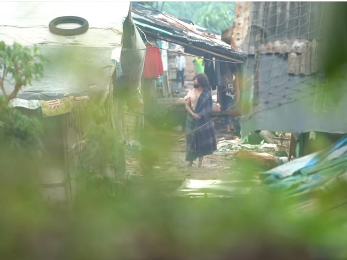 Kunjungi TPST Bantar Gebang, Baim Wong dan Paula Verhoeven Terkejut