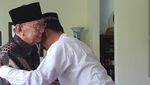 Momen Syahdu Pertemuan UAS dengan Habib Luthfi, Mbah Moen, dan Gus Solah