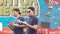 Senada dengan Vincent, Desta (kanan), juga mengingatkan tidak membuang acar yang biasanya menjadi pendamping makanan. Timun, wortel, dan bawang punya kandungan nutrisi yang bermanfaat bagi tubuh, ujarnya. (dok. Rosmha Widiyani/detikHealth)