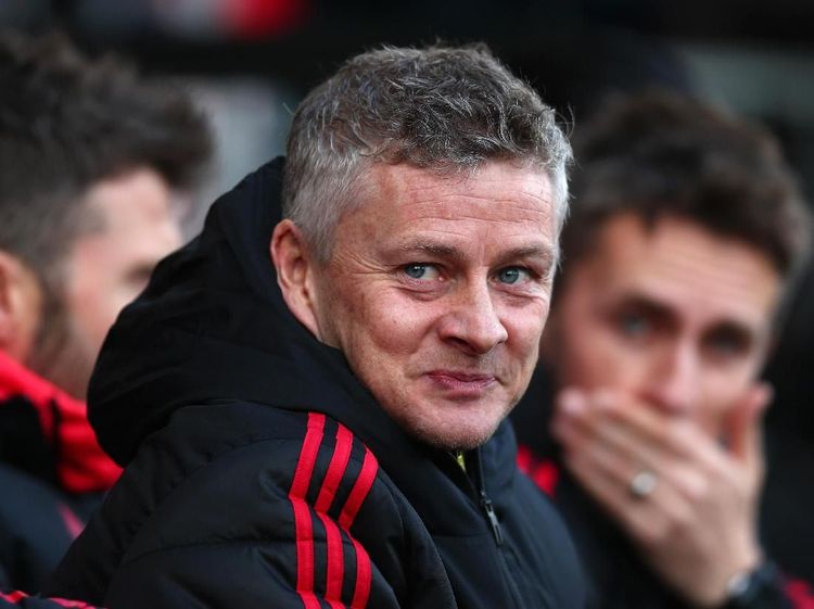 Enam Pemain Incaran Manchester United