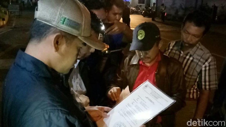 ASN Pemilik 3 Satwa Dilindungi yang Sudah diawetkan Menangis, Kenapa? ASN Pemilik 3 Satwa Dilindungi yang Sudah diawetkan Menangis, Kenapa?