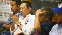 Ketua DPR Bambang Soesatyo hadir dalam rilis survei CRC di restoran Bakoel Koffie, Cikini, Jakarta Pusat, Minggu (10/2/2019).