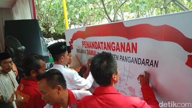 Kapolda Jabar Ajak Nelayan Pangandaran Pastikan Kampanye Damai