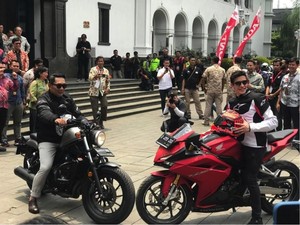 Keseruan Marquez di Bandung: Naik Bandros dan Ketemu Ridwan Kamil