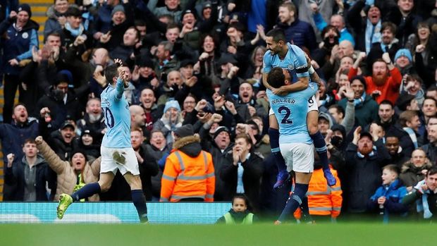 Ilkay Guendogan mencetak gol keempat Man City di babak pertama.