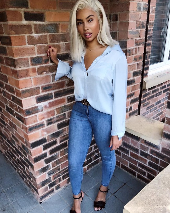 Yang terparah, seseorang pernah mengatakan padanya jika tak heran dia melajang karena memiliki perut yang jelek. Aku tidak perlu validasi seorang pria. Aku melakukan ini untuk wanita, dan para ibu di luar sana yang berjuang dengan ini, kata wanita 23 tahun itu. (Foto: Instagram/@ccokez)