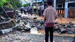 Begini Dahsyatnya Terjangan Air dari Tanggul Pasirjati yang Jebol