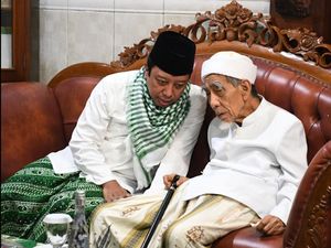 Rommy Kembali Kritik Fadli Zon, Sebut Soal Strategi Firehose of Falsehood