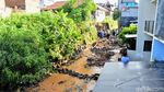 Begini Dahsyatnya Terjangan Air dari Tanggul Pasirjati yang Jebol