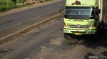 Jalan Berlubang di Pantura Masih Hantui Pengendara