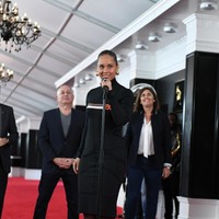 Beberapa hari sebelum Grammy Awards ke-61 digelar malam ini, Minggu (10/2/2019), di Stapes Center, Los Angeles, California, Amerika Serikat, Alicia menghadiri pembukaan karpet merah ajang musik bergengsi tersebut. Ia menjadi perempuan pembawa acara (host) pertama di Grammy setelah 14 tahun lalu Queen Latifah mendapat mandat yang sama. Akan kah Alicia tampil tanpa makeup lagi? (Foto: Getty Images)