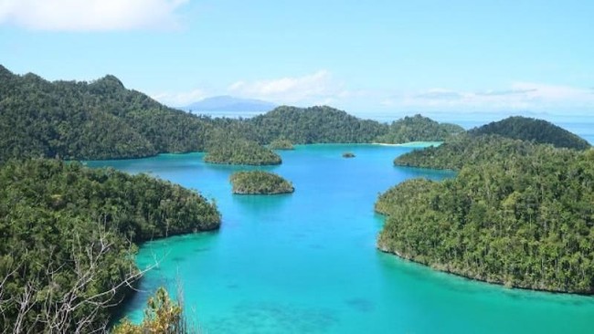 Tempat-tempat Wisata Terancam Turis, Salah Satunya di Indonesia