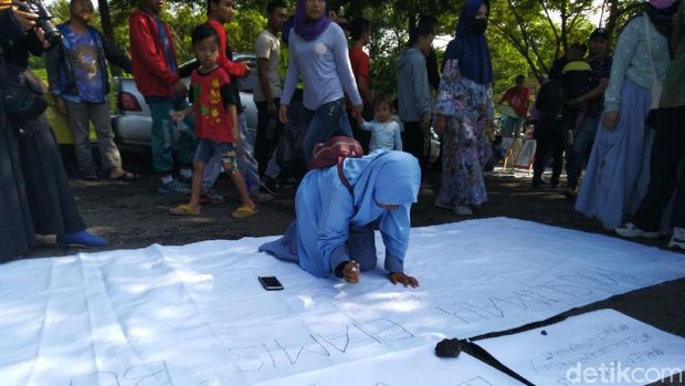 Remaja di Cimais Tolak Valentine Day dengan Gerakan Tutup Aurat