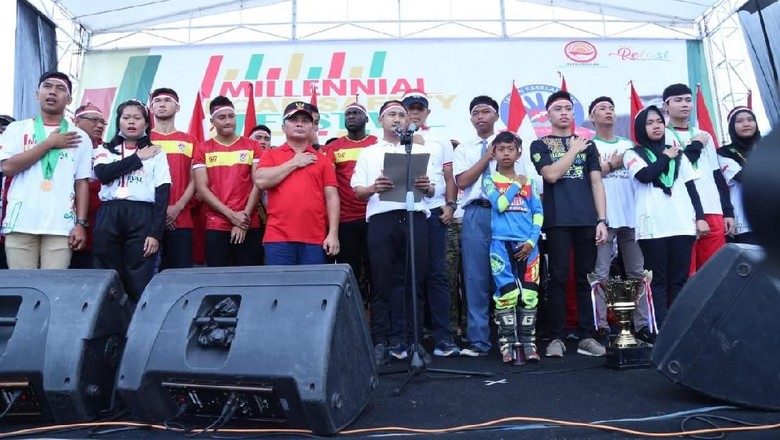 Hadiri Millennial Road Safety, Kapolda Kalteng Ajak Muda-mudi Daftar Polisi Hadiri Millennial Road Safety, Kapolda Kalteng Ajak Muda-mudi Daftar Polisi