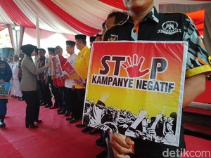 Bisingnya Politik Kita