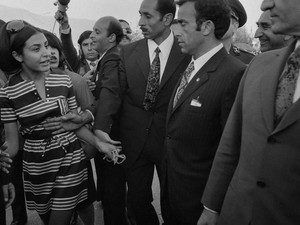 Potret Perempuan Iran Sebelum dan Sesudah Revolusi Islam 1979