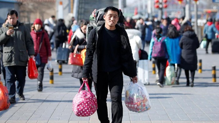 Ketar-ketir Populasi Anjlok, Beijing Bakal Biayai 16 Teknologi Reproduksi Bantuan